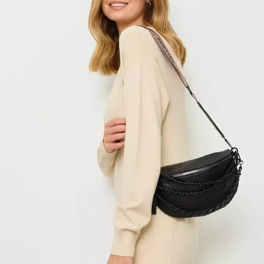 Trendy Crossbody Heuptas – Zwarte Schoudertas met Gevlochten Detail & Verstelbare Band