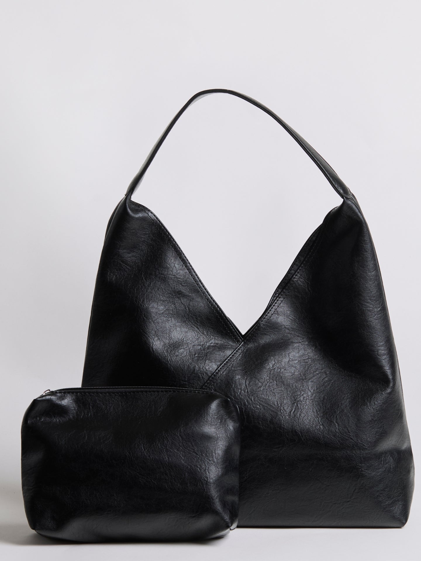 Liorra Vegan Leren Hobo Schoudertas Zwart – Ruim & Tijdloos