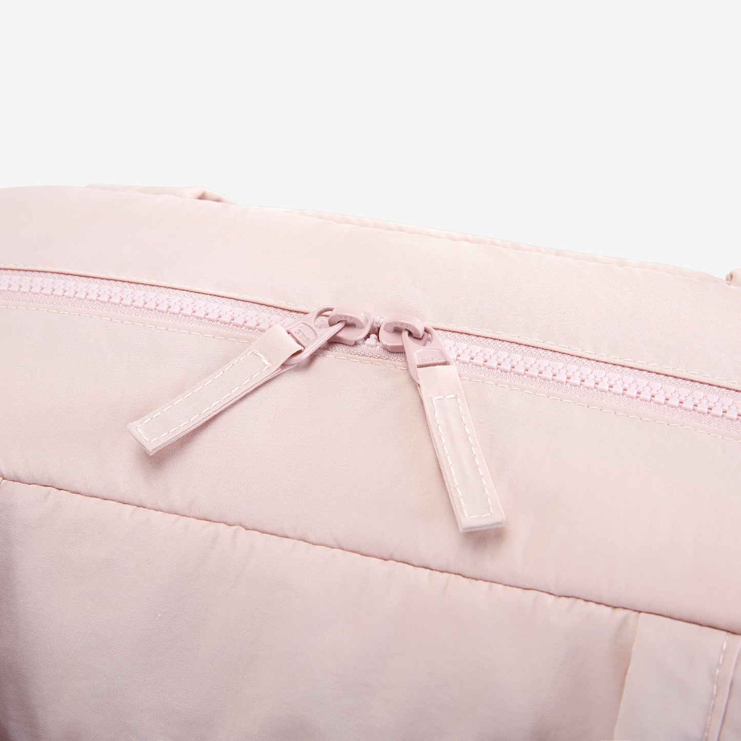 Zwarte Reistas voor Handbagage – Lichtgewicht & Waterafstotend met Trolley-strap & PVC-vak – Ideaal voor Reizen & Gym