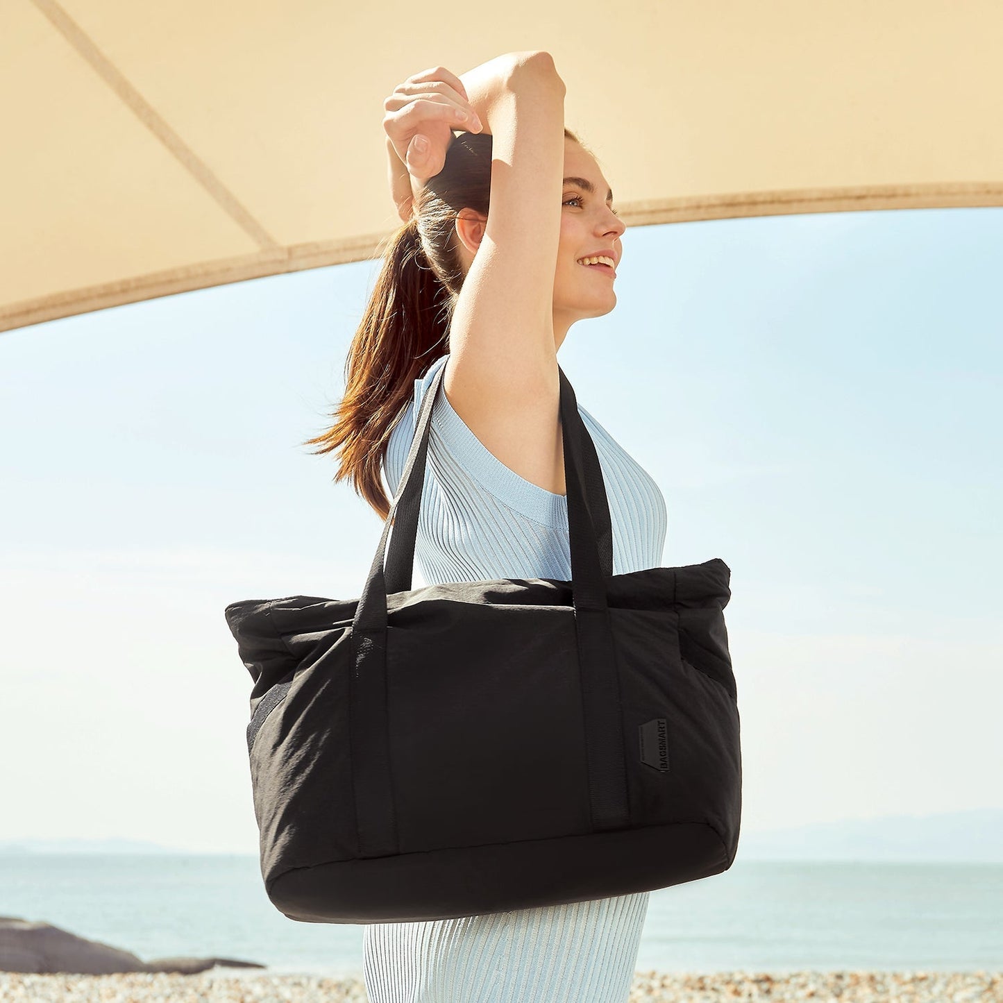 Zwarte Draagtas met Yogamat-Houder – Waterafstotend & Laptopvak – Ideaal voor Sport, Werk of Strand
