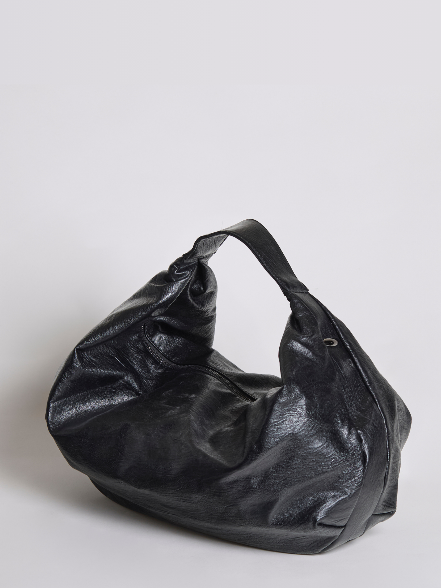Liorra Vegan Leren Zachte Hobo Schoudertas Zwart – Casual & Comfortabel