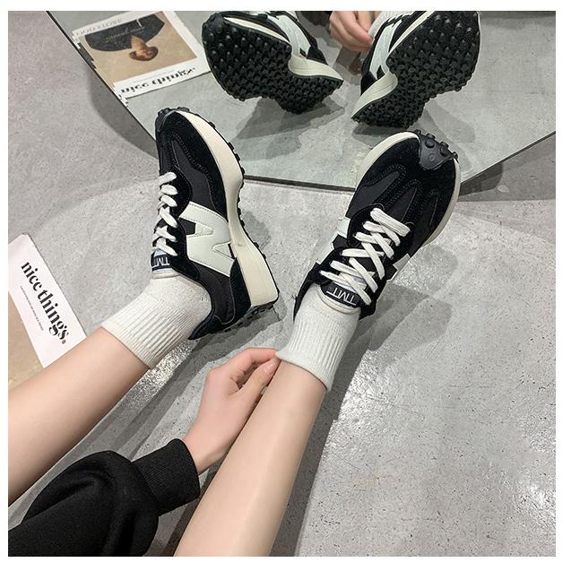 Mina Trendy Dames Sneakers – Comfortabel, & Lichtgewicht