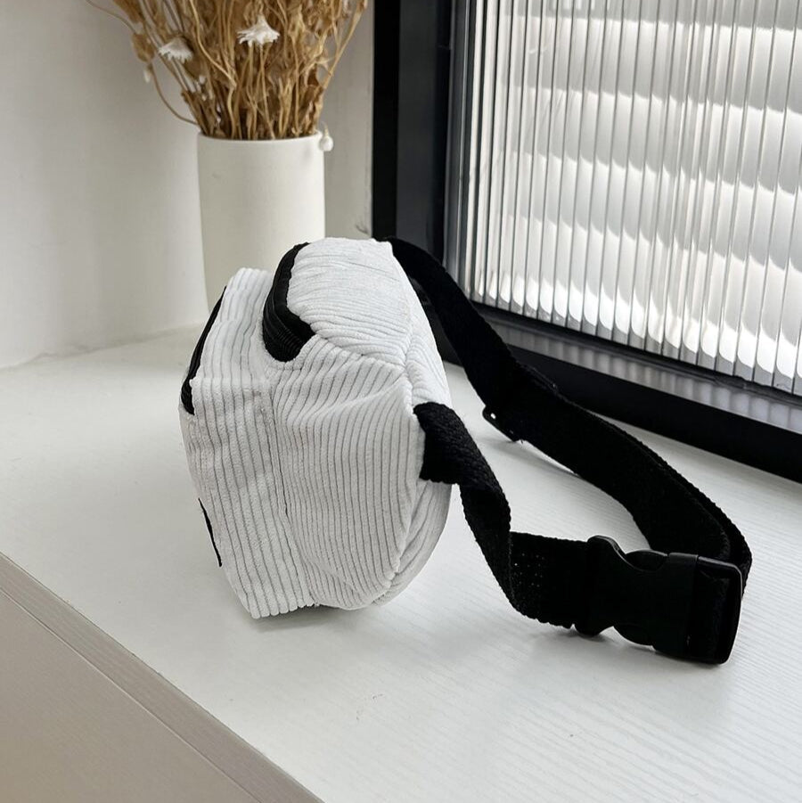 Witte Crossbody Heuptas – Sportief, Ruim & Comfortabel
