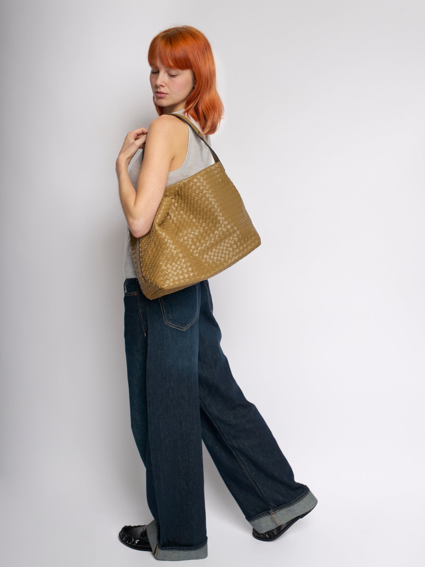 Liorra Vegan Leren Geweven Hobo Schoudertas Zwart – Stijlvol & Ruim