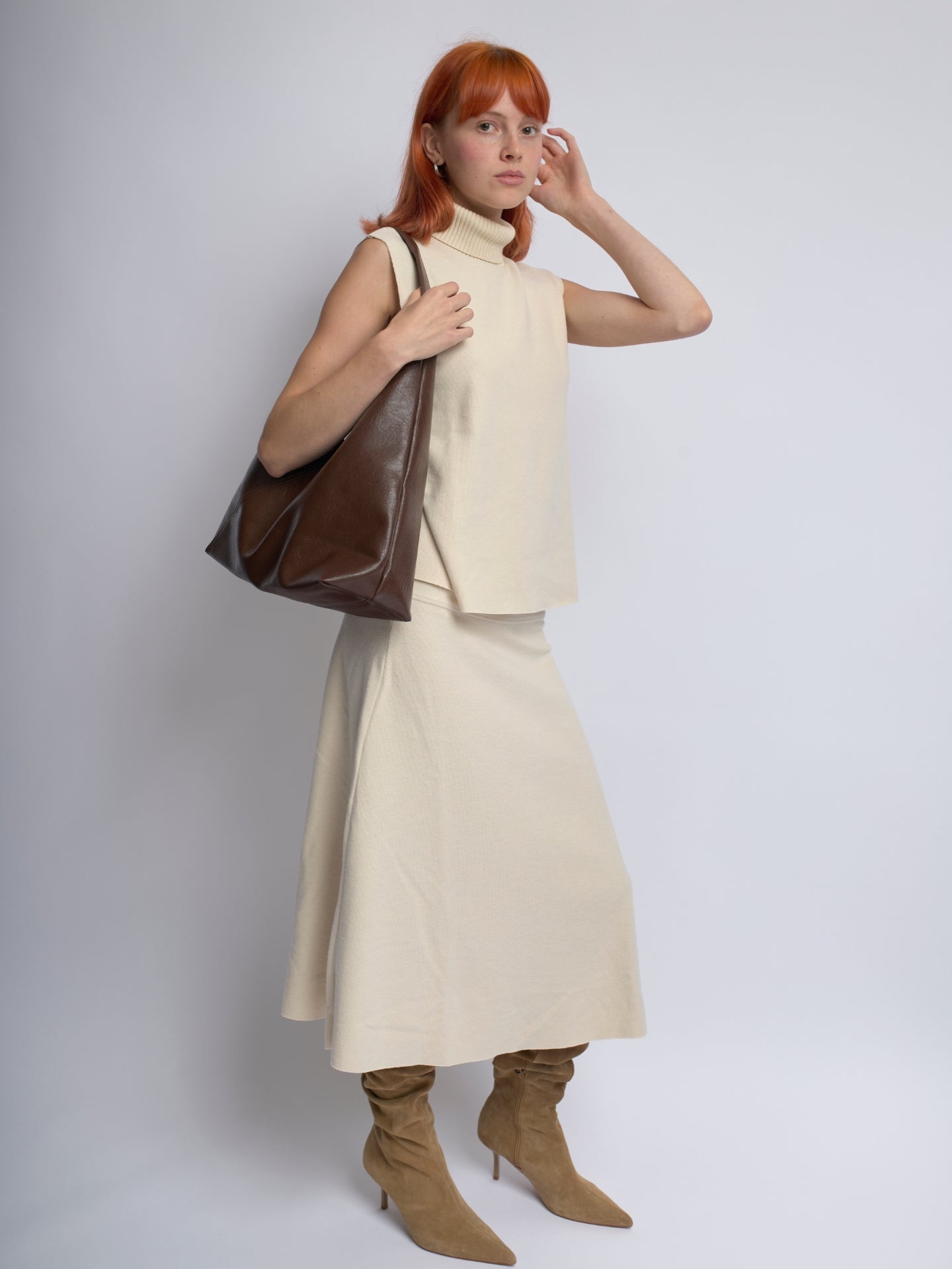 Liorra Vegan Leren Hobo Schoudertas Zwart – Ruim & Tijdloos