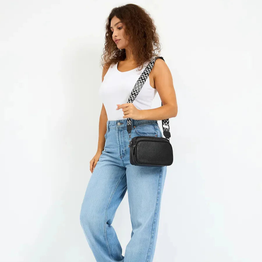 Trendy Schoudertas met Breed Band & Mini Etui – Stijlvol & Praktisch voor Dagelijks Gebruik