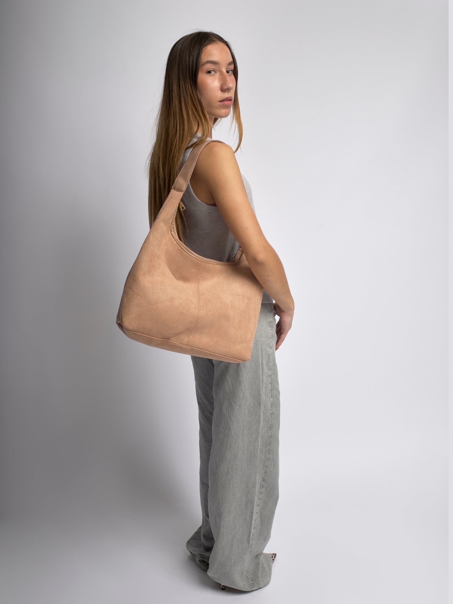 Zwarte Suède Schoudertas – Minimalistisch & Ruim Design