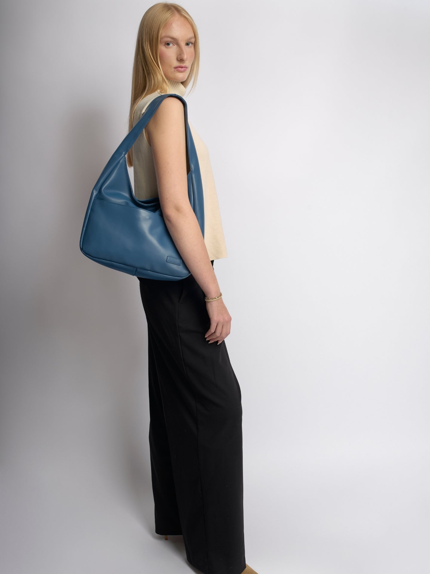 Minimalistische Hobo Schoudertas – Vegan Leer