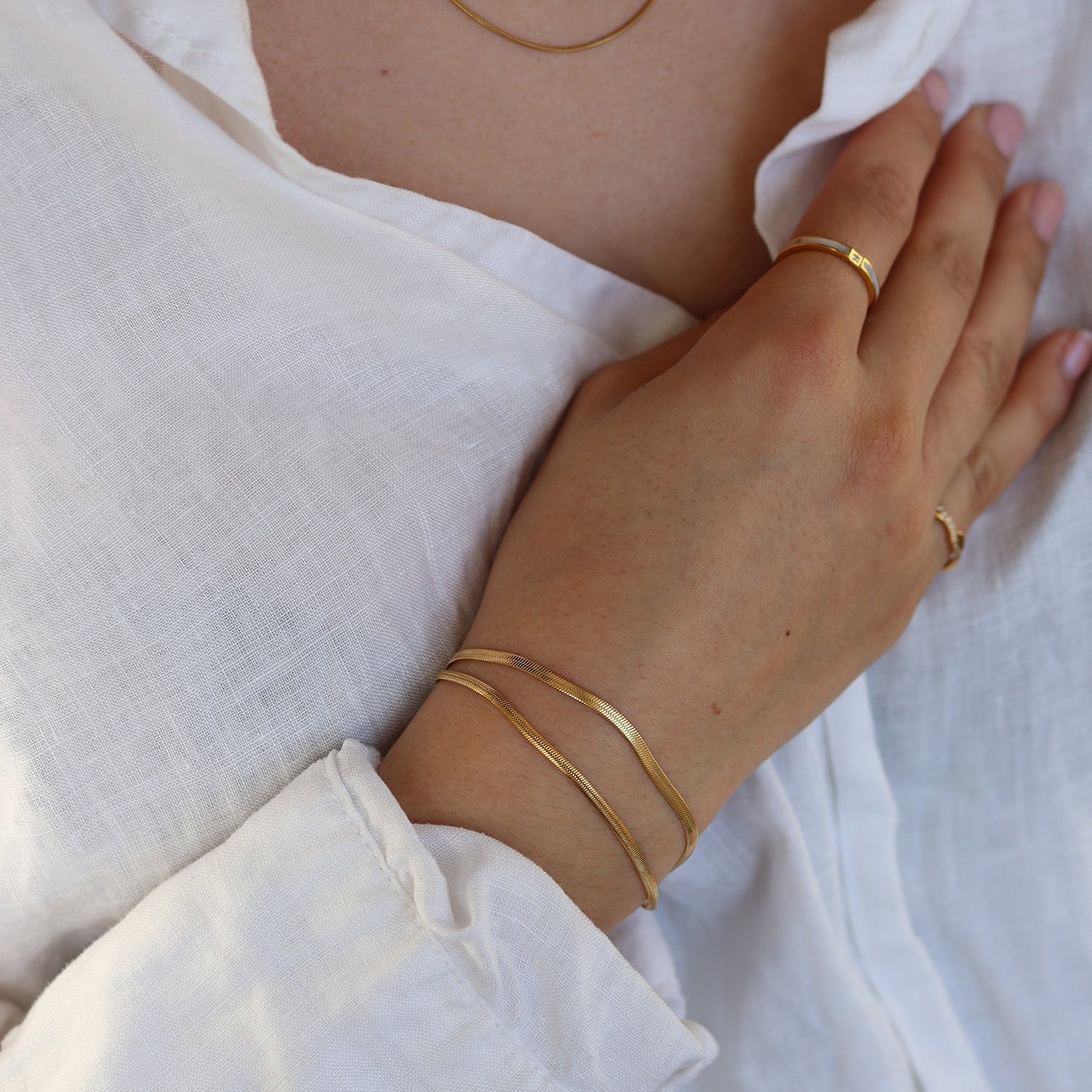 Goudkleurige Visgraat Armband – Elegant & Verstelbaar Dames Sieraad