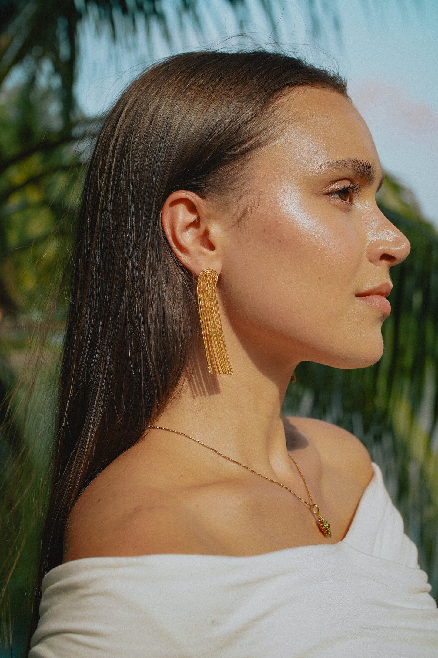 Lange Goudkleurige Oorbellen met Franjes – Statement Sieraad - Elegant & Lichtgewicht