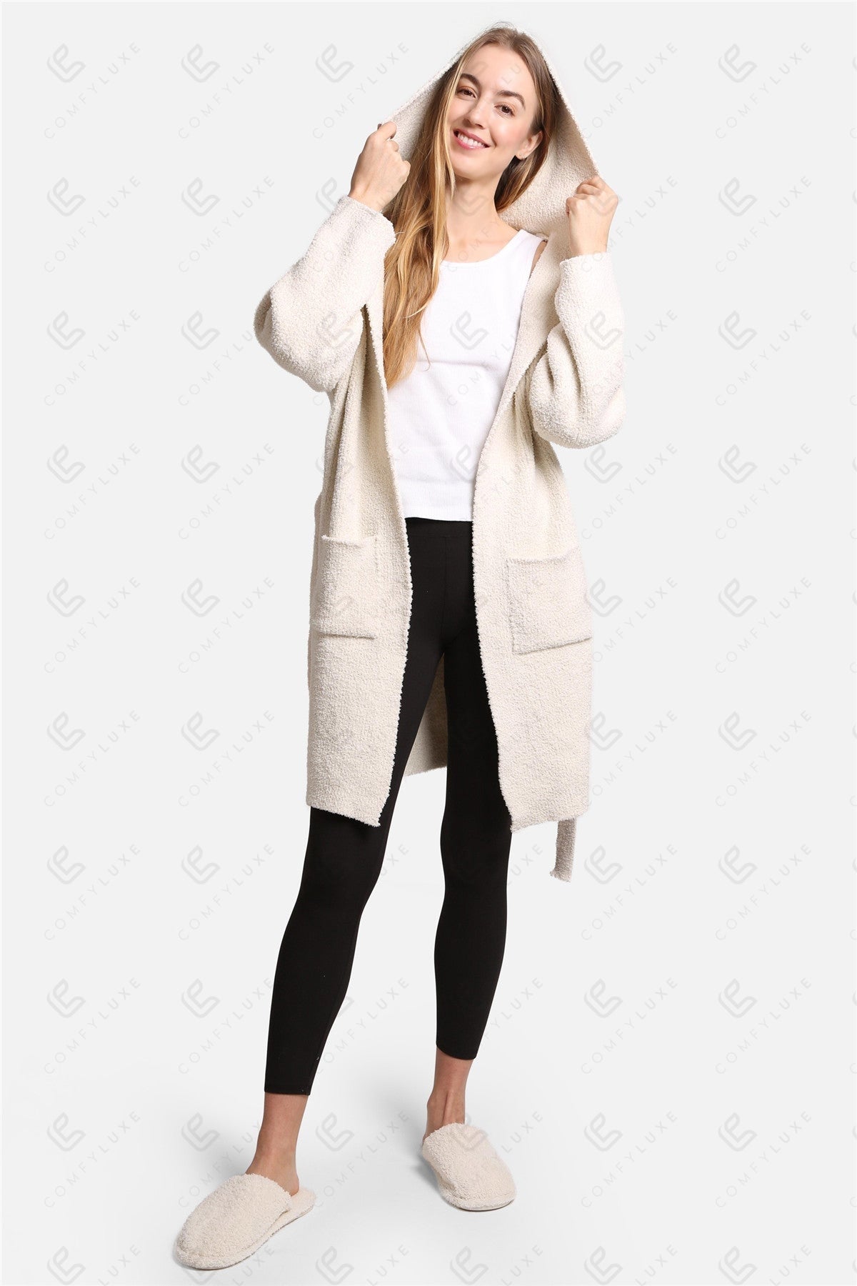 Zachte Badjas met Capuchon – Luxe Loungewear met Voorzakken & Ceintuur