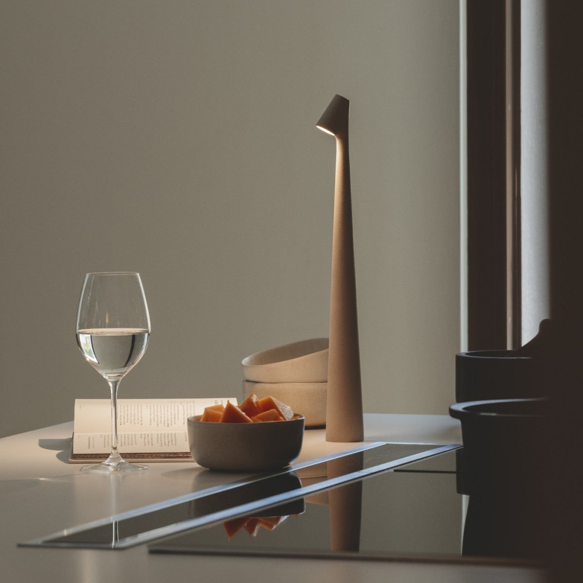 Moderne LED Tafellamp in Kandelaarstijl – Dimbaar & Draadloos | Sfeerverlichting