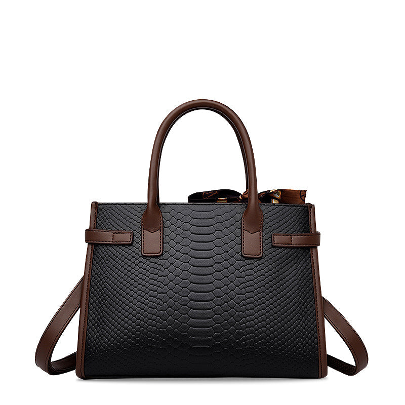 Chique Beige Handtas met Sjaaldetail – Luxe Slangenstructuur