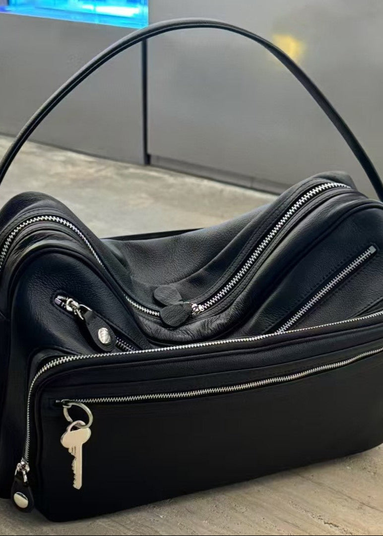 Zwarte Crescent Schoudertas Dames – Vegan Leren Crossbody met Ritsvakken