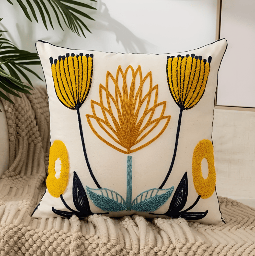 Geborduurde Kussenhoes met Bloemen – Decoratief Kussen 45x45 cm van Katoen