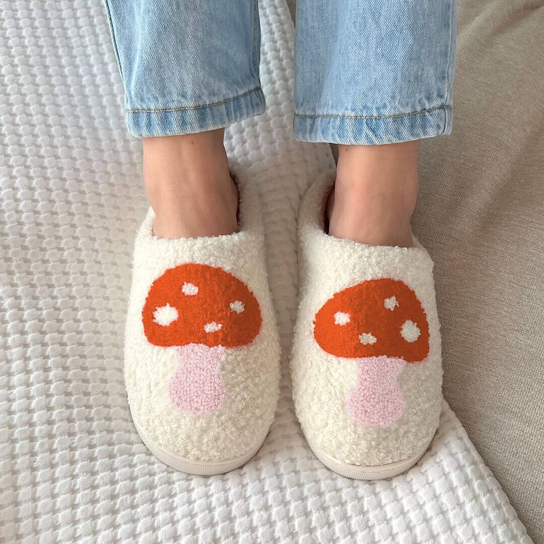 Pluche Damespantoffels met Hartdesign – Warme & Comfortabele Slippers