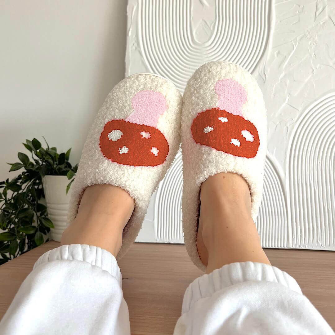 Pluche Damespantoffels met Hartdesign – Warme & Comfortabele Slippers