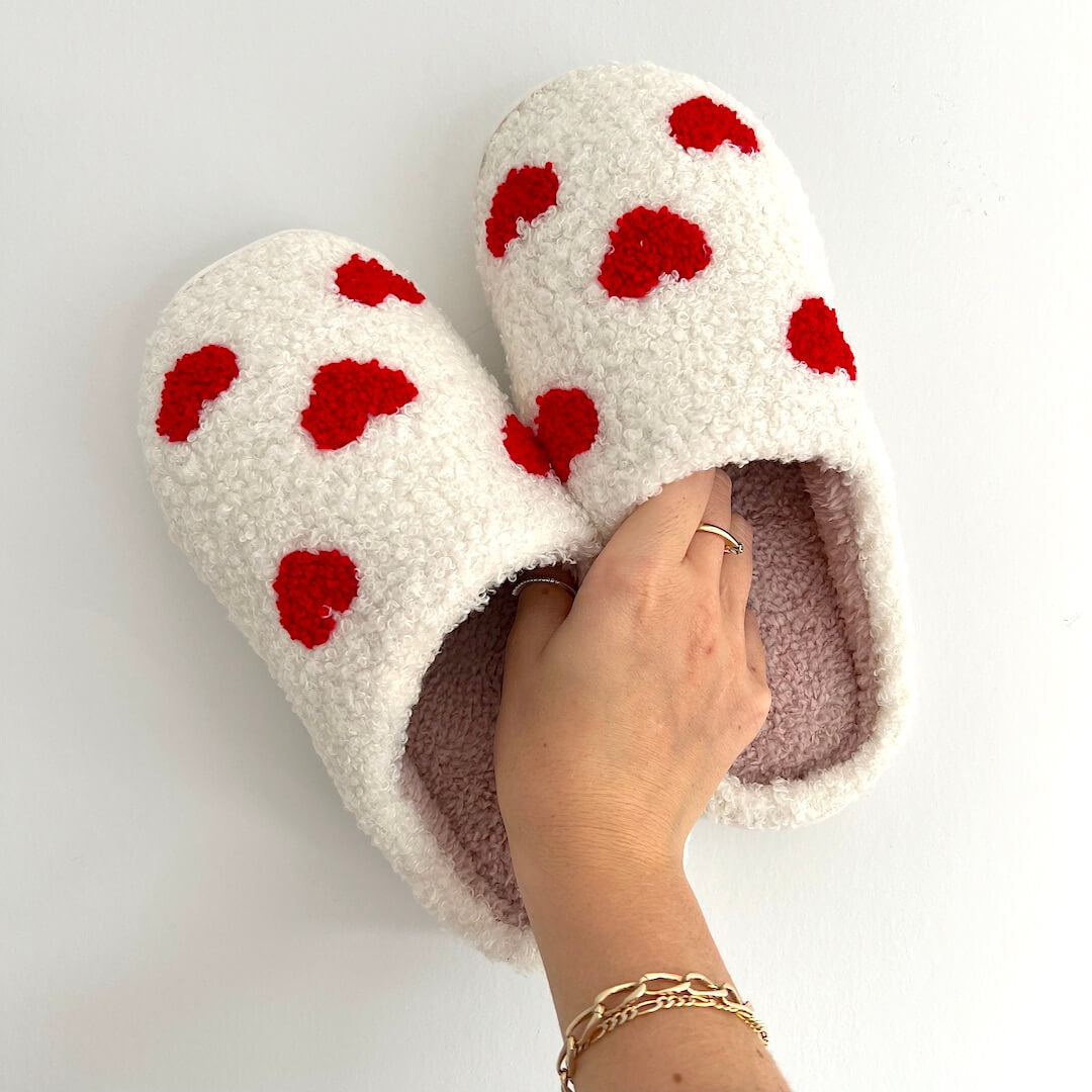 Pluche Damespantoffels met Hartdesign – Warme & Comfortabele Slippers