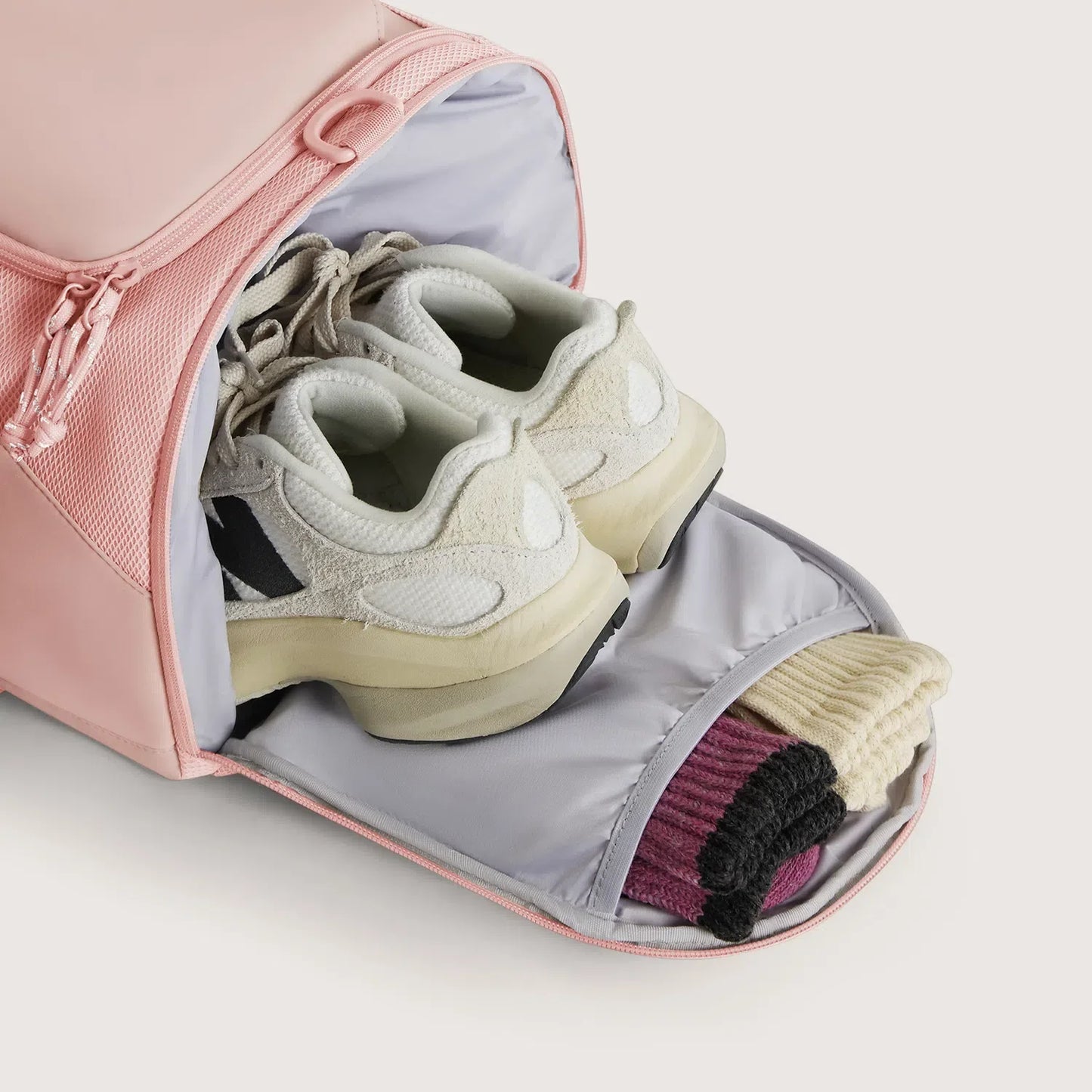 Beige Duffeltas 36L – Waterafstotende Sport- & Reistas met Schoenenvak en Meerdere Vakken voor Gym & Reizen