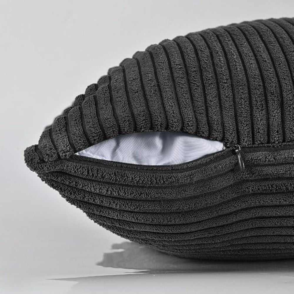 Sierkussenhoes Corduroy – Vierkant Ribstof in Bordeaux, Roze & Zwart – 45x45 cm