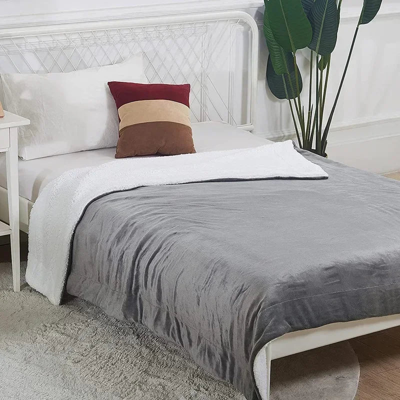 Elektrische Fleece Deken Grijs – Verwarmde Deken met Warmtestanden voor Bed en Bank