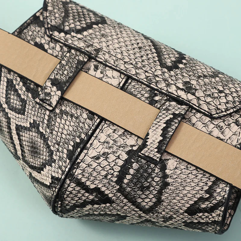 Elegant Heuptasje Dames – Minimalistisch Design – Verstelbare Riem