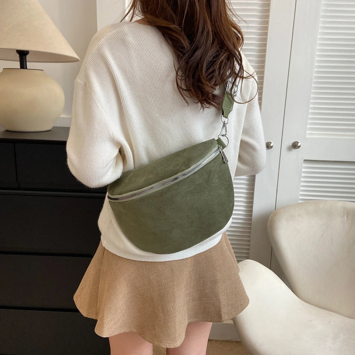 Minimalistische Suède Heuptas – Stijlvol & Comfortabel
