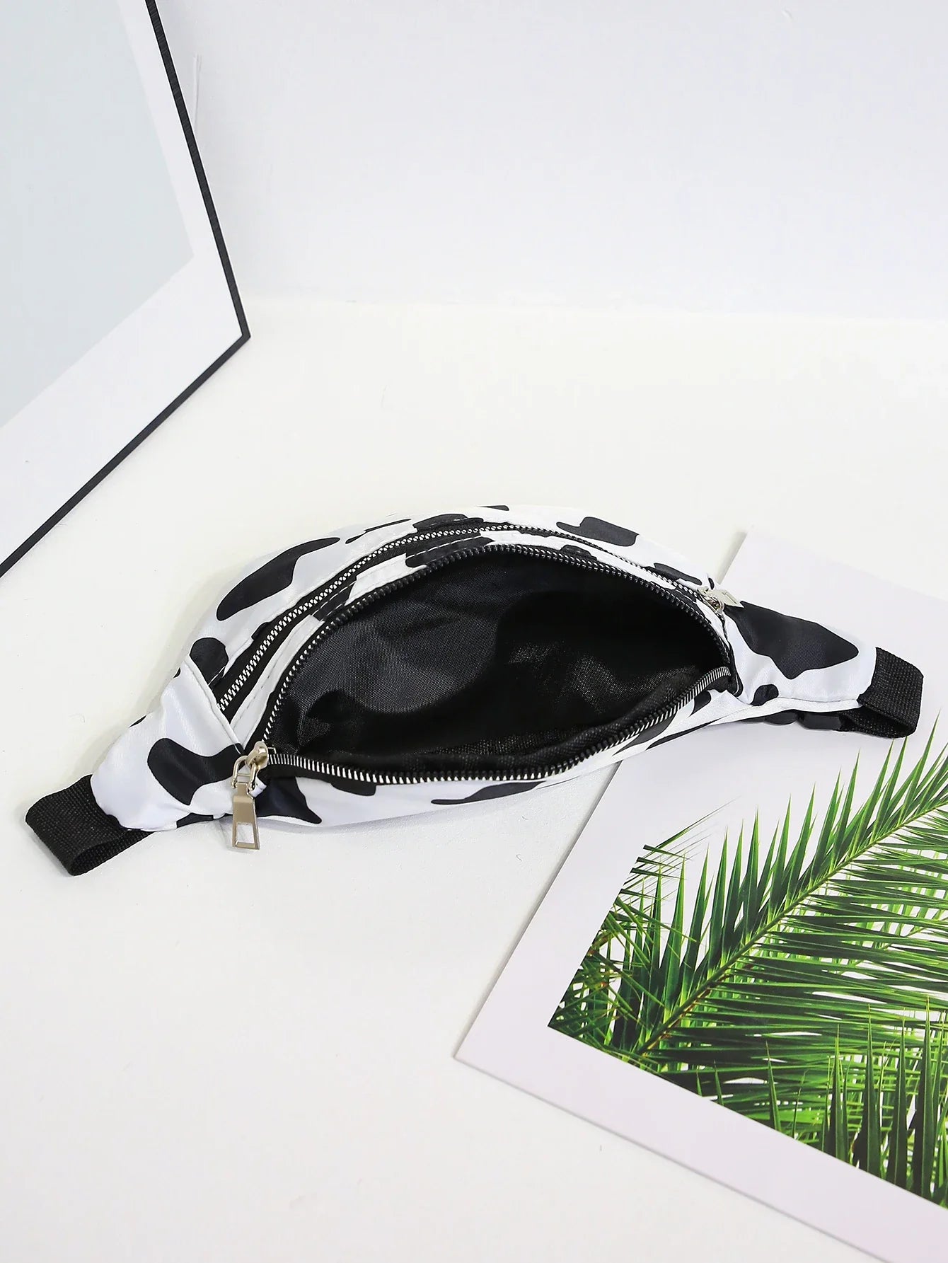 Stijlvolle Crossbody Heuptas met Koeienprint – Trendy & Praktisch
