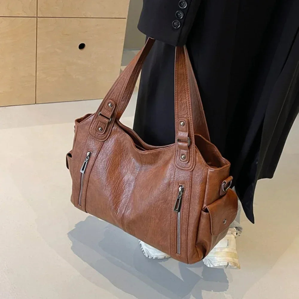Dames Leren Schoudertas β Ruime Hobo Bag met Luxe Afwerking