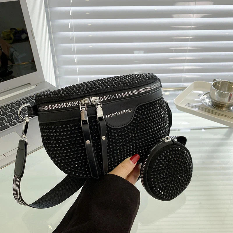 Chique Crossbody Heuptas met Studs – Luxe Schoudertas met Extra Pouch