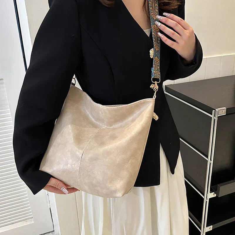 Estelle Luxe Leren Schoudertas voor Vrouwen – Ruim & Stijlvol voor Dagelijks Gebruik of Reizen