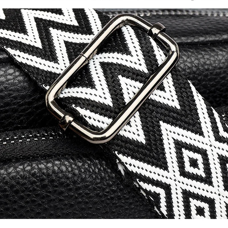 Trendy Schoudertas met Breed Band & Mini Etui – Stijlvol & Praktisch voor Dagelijks Gebruik