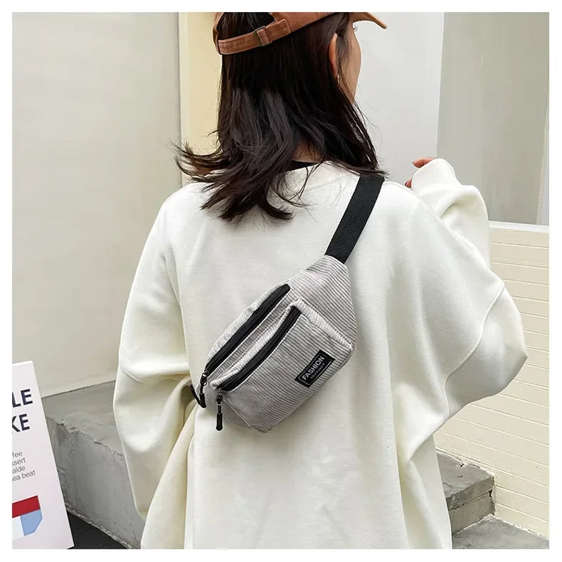 Witte Crossbody Heuptas – Sportief, Ruim & Comfortabel