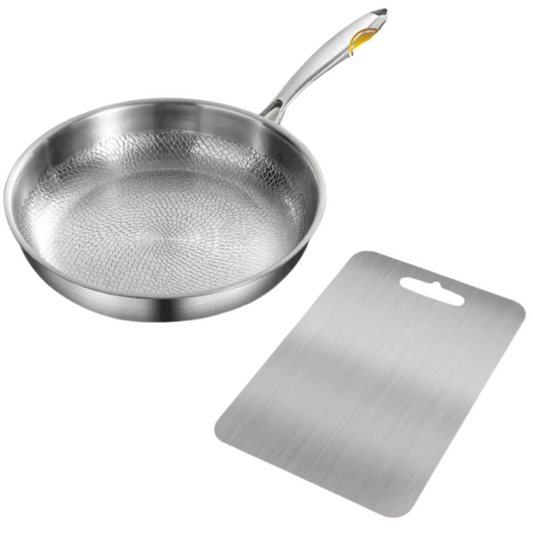 Titanium Kook & Snij Set – Gehamerde Pan 26 cm & Snijplank | Duurzame Titanium Keukenset