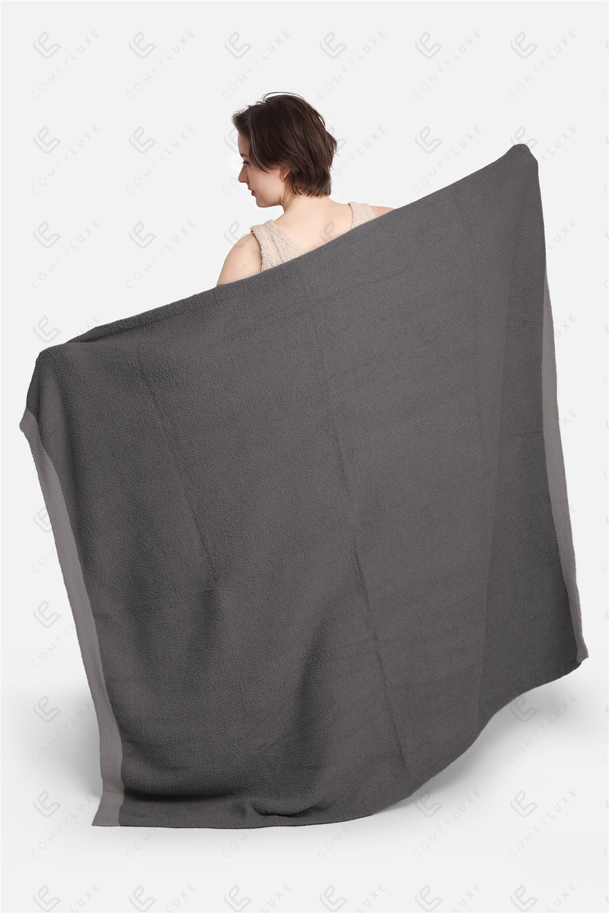 Luxe Fleece Deken 130x150cm | Zachte Woonplaid met Gekleurde Randen