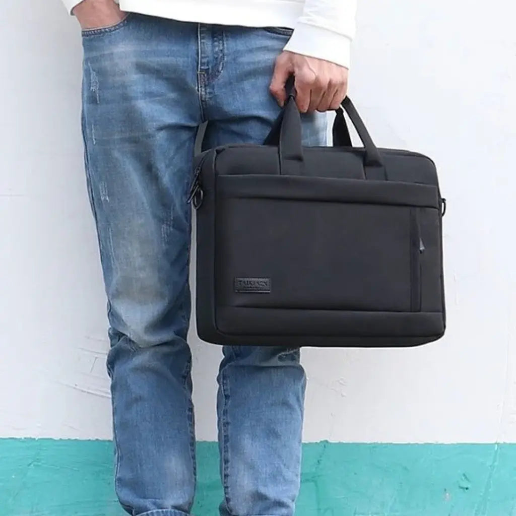 Waterdichte heren laptoptas 17 inch zwart – Bescherming & stijl in één
