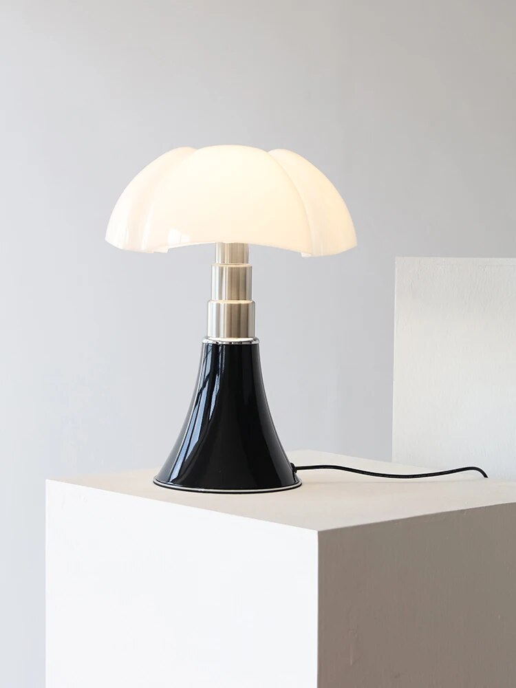 Moderne Tafellamp – Design Paddenstoel Lamp met Zwarte Voet – Sfeerverlichting voor Woonkamer & Slaapkamer