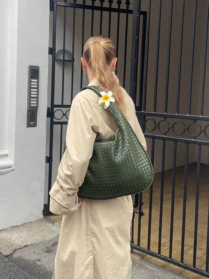 Geweven Schoudertas – Elegant, Trendy & Veelzijdig