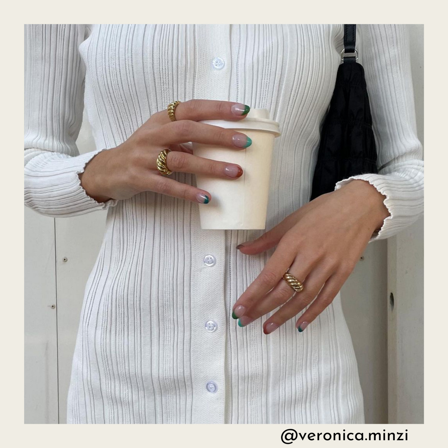 Goudkleurige Gedraaide Chunky Ring – Statement Croissant - Glanzend & Tijdloos