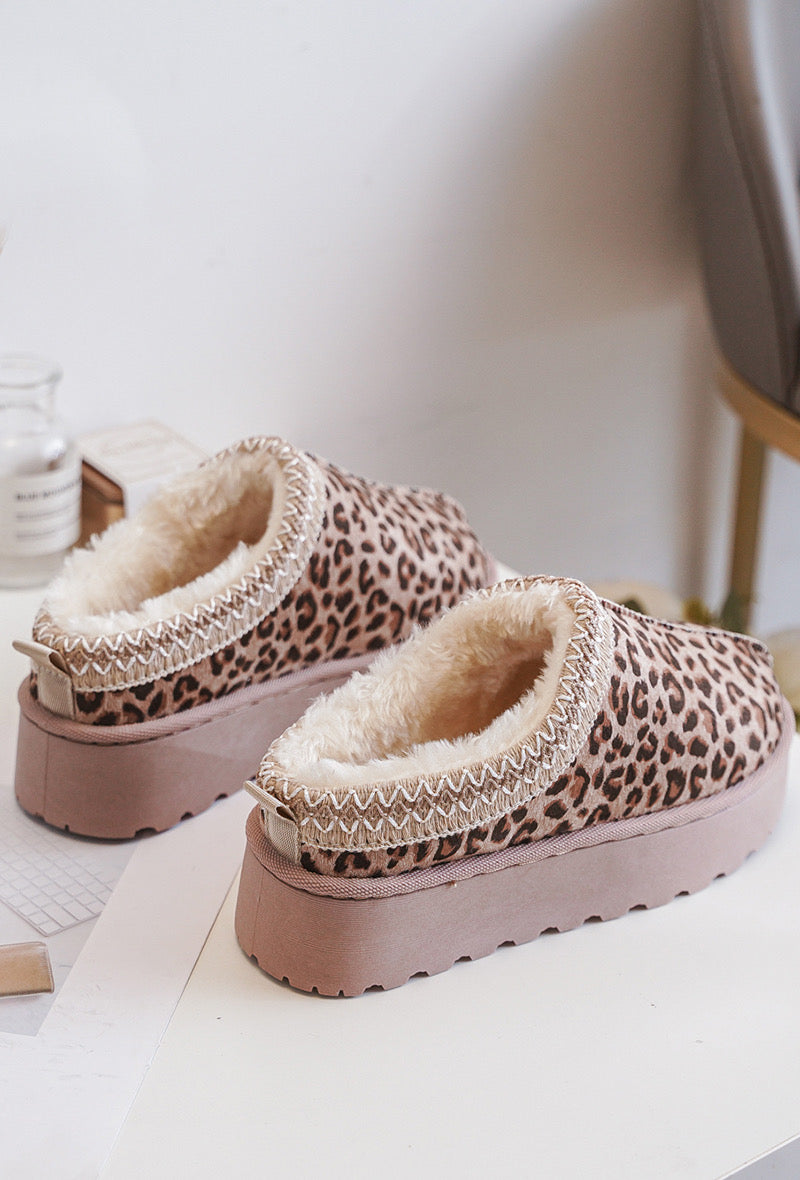 Dames Pantoffels Luipaardprint – Warme Winter Slippers met Bontvoering en Antislip Zool