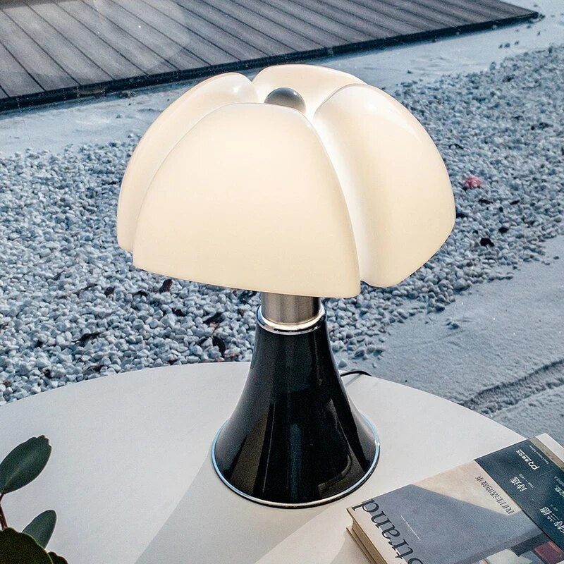 Moderne Tafellamp – Design Paddenstoel Lamp met Zwarte Voet – Sfeerverlichting voor Woonkamer & Slaapkamer