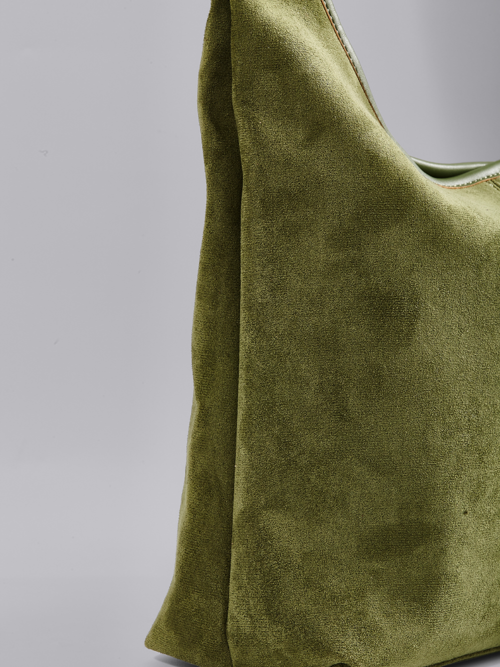 Zwarte Suède Schoudertas – Minimalistisch & Ruim Design