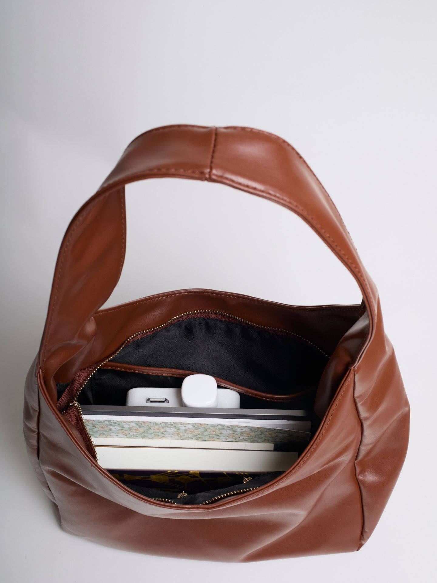 Minimalistische Hobo Schoudertas – Vegan Leer