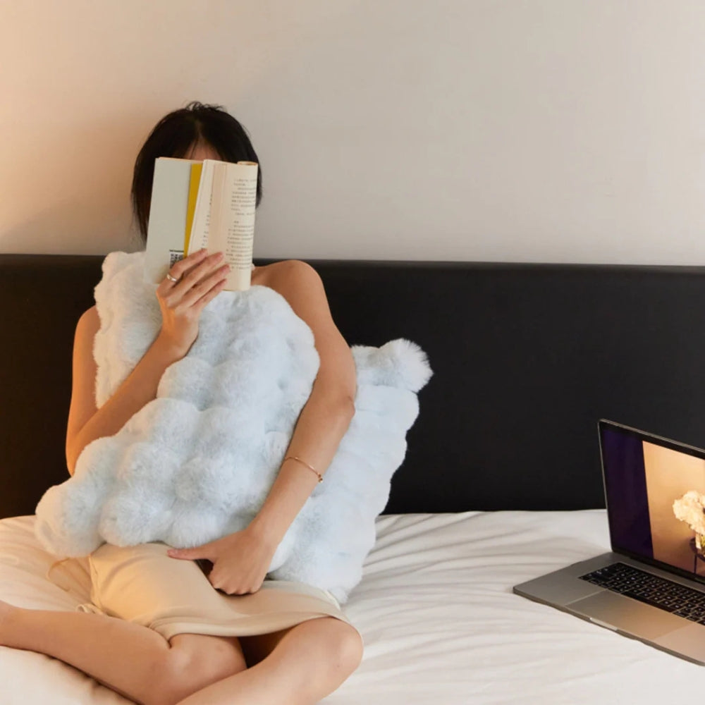 Sierkussenhoes Pluche Vierkant – Zachte Luxe Furry Hoes in Beige, Wit, Grijs, Oranje & Blauw – 45x45 cm