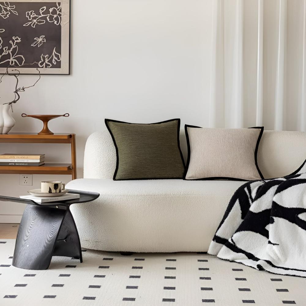 Modern Sierkussen met Contrast Rand – Stijlvolle Kussensloop in Groen & Beige