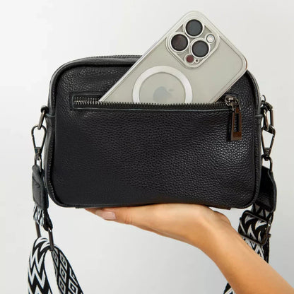 Trendy Schoudertas met Breed Band & Mini Etui – Stijlvol & Praktisch voor Dagelijks Gebruik