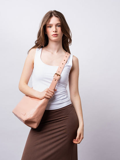 Zwarte Schoudertas – Minimalistisch & Ruim Design van Vegan Leer