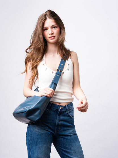 Zwarte Schoudertas – Minimalistisch & Ruim Design van Vegan Leer