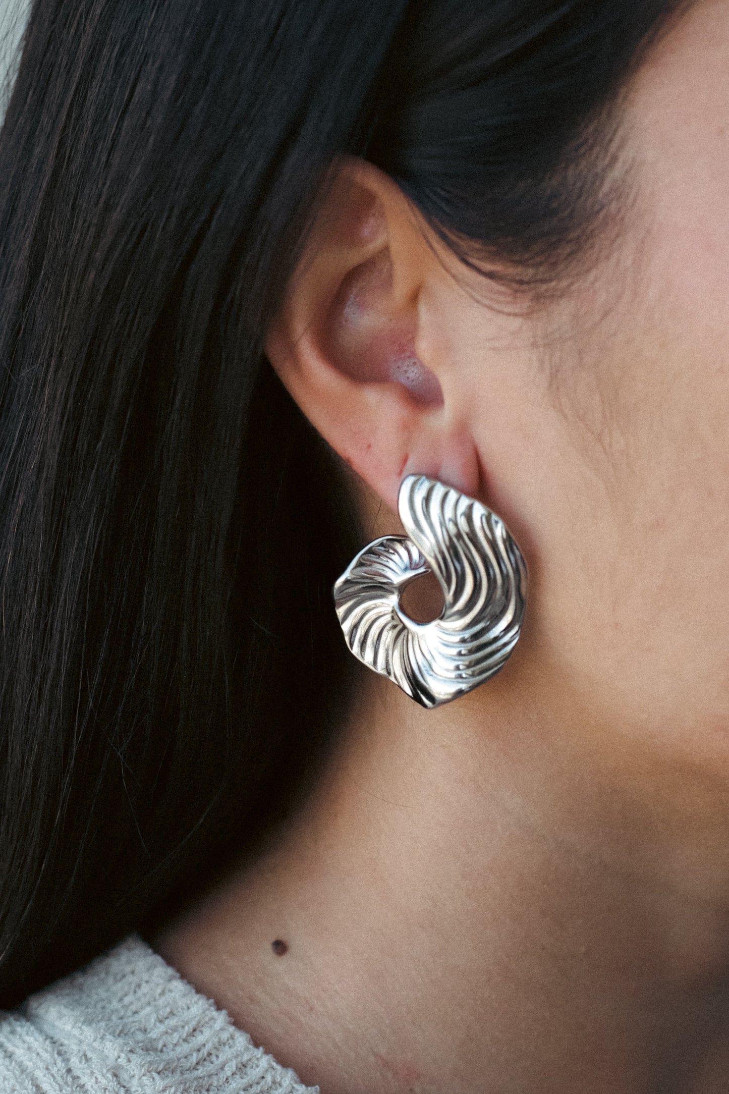 Luxe Gouden Oorbellen – Hypoallergeen & Trendy Statement Sieraad