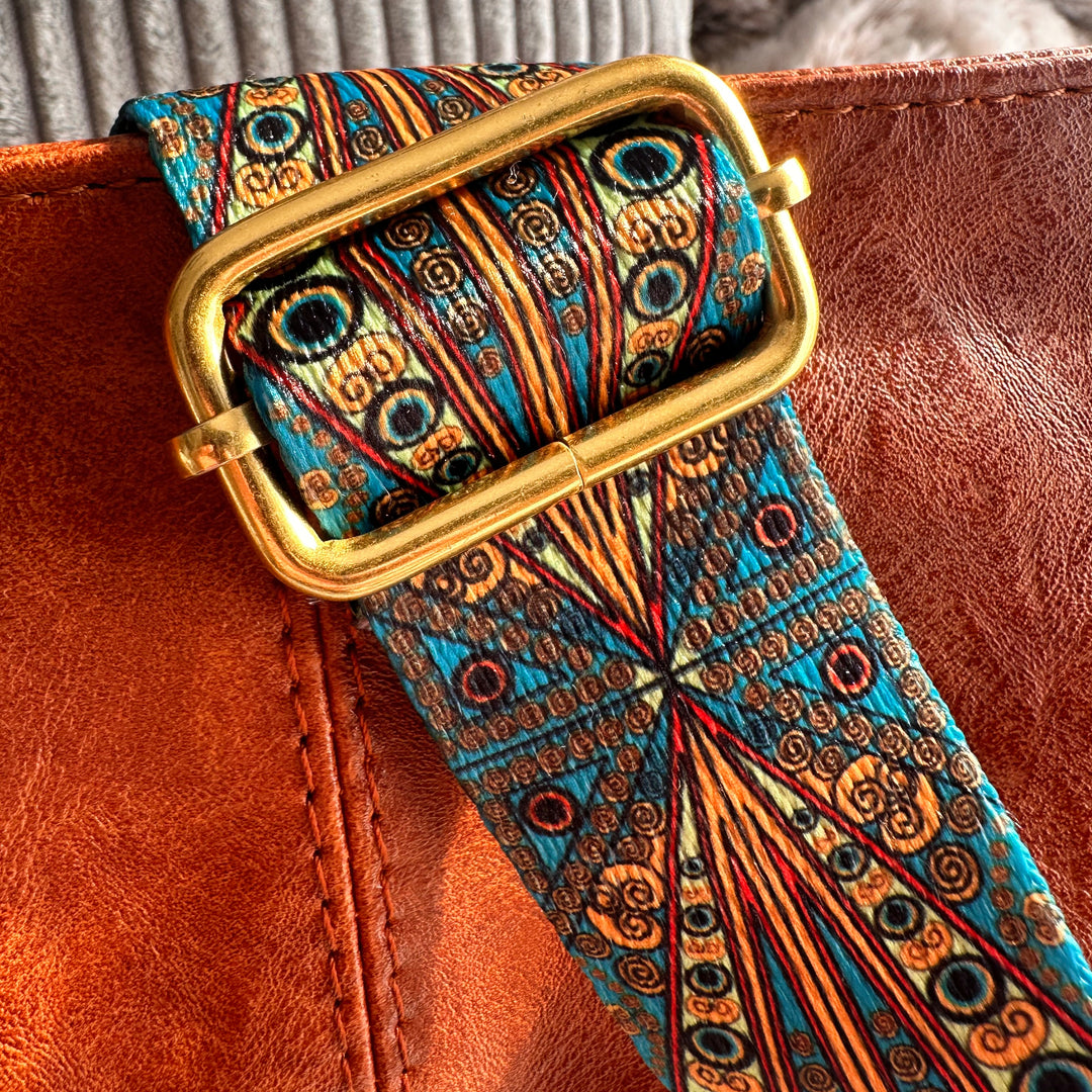 Stijlvolle Bruine Handtas met Brede Schouderband – Ruim & Elegant